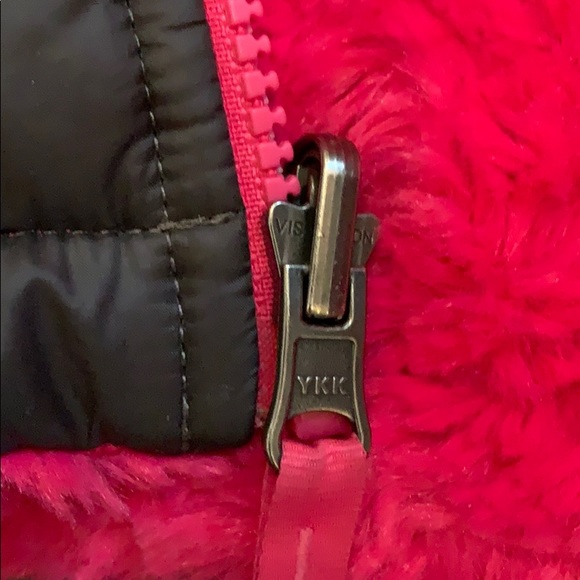 NORTHFACE REVERSIBLE SHERPA QUILTED JACKET - Picture 6 of 6